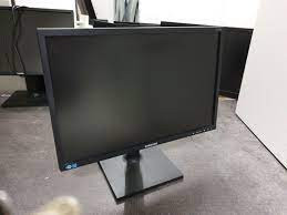 22 و 24 اینچ دارای پورت hdmi